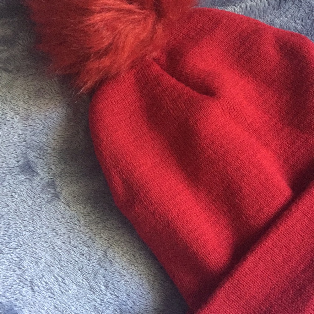 ❄️ NWOT | Cherry Red Beanie - Picture 2 of 2